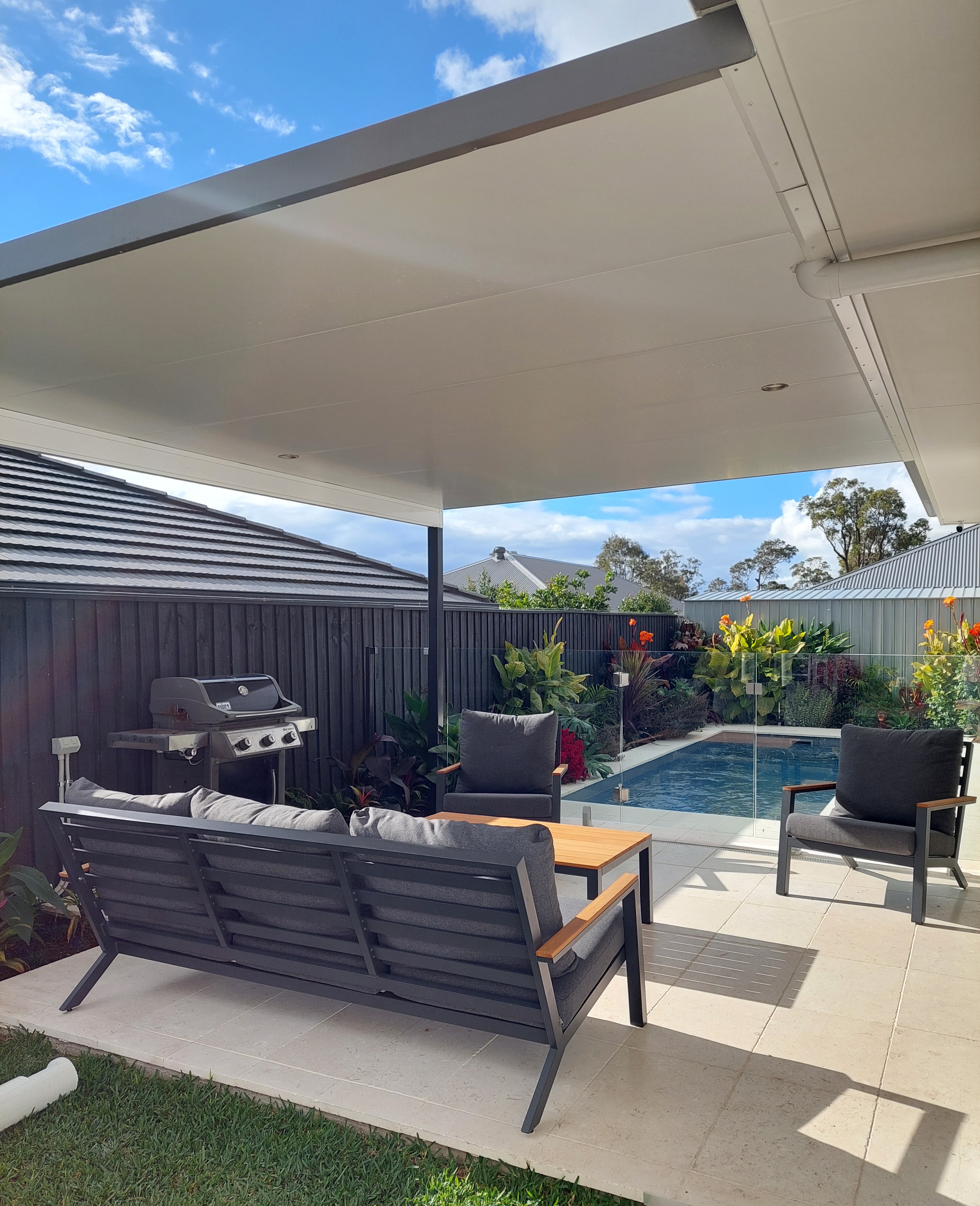 Residential insulated patio, Glenmore Park